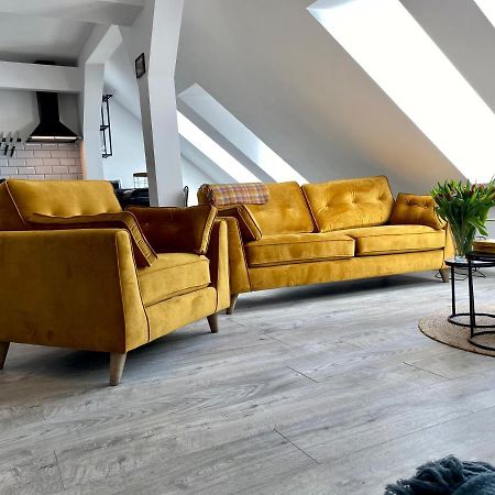 Apartament Hrabala Jelenia Góra Zewnętrze zdjęcie