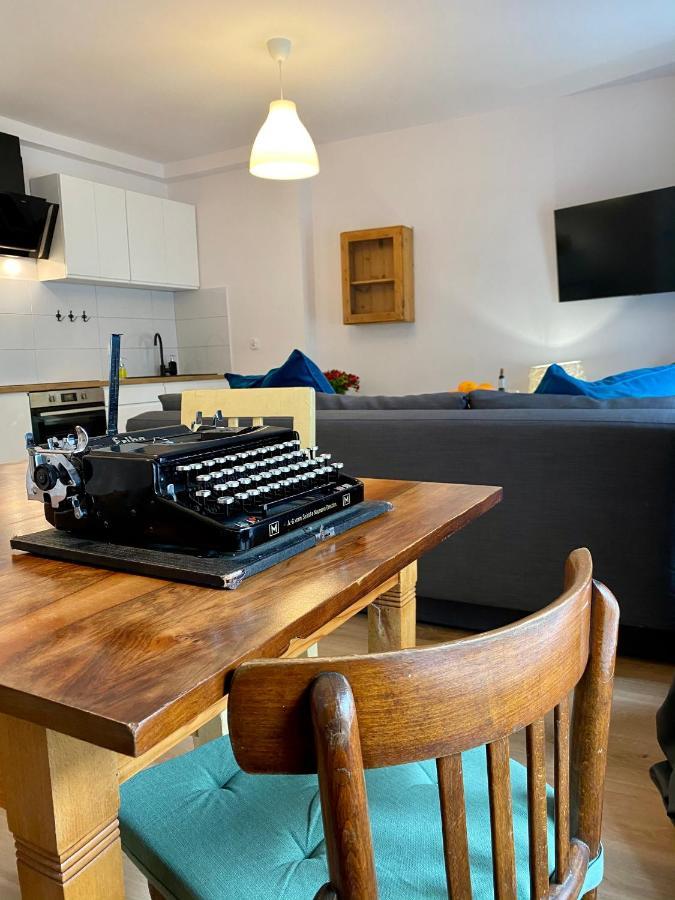 Apartament Hrabala Jelenia Góra Zewnętrze zdjęcie