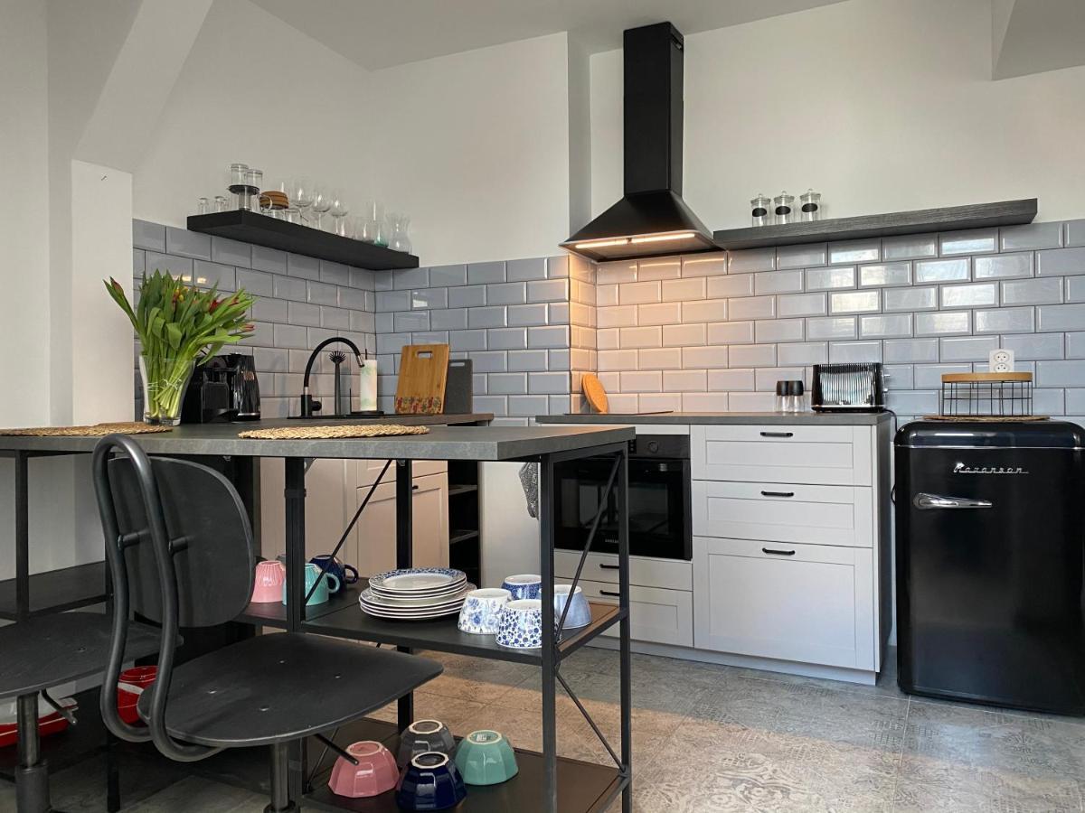 Apartament Hrabala Jelenia Góra Zewnętrze zdjęcie